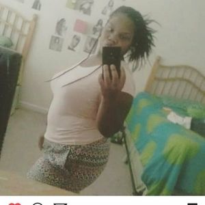 Meet your Posher, Deonna